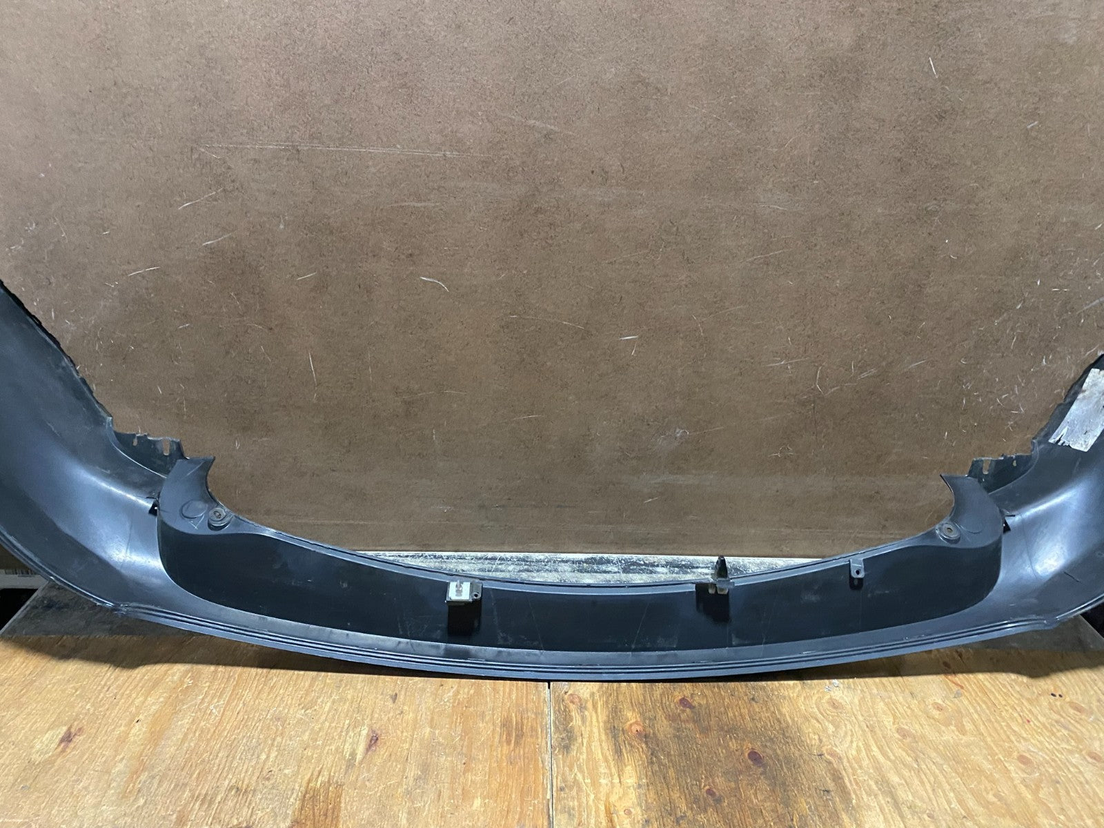 2011 to 2015 Ford Explorer Rear Upper Bumper Cover AA61037