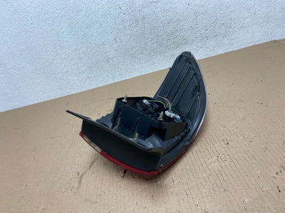 2001 to 2002 Honda Accord Sedan 4door Right Passenger Tail Light AE7334 LK4