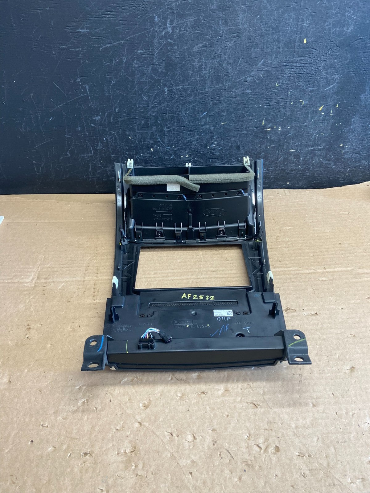 2011-2015 Lincoln MKX Temp Climate Control Heat Seat Radio Bezel AF2572 DW3