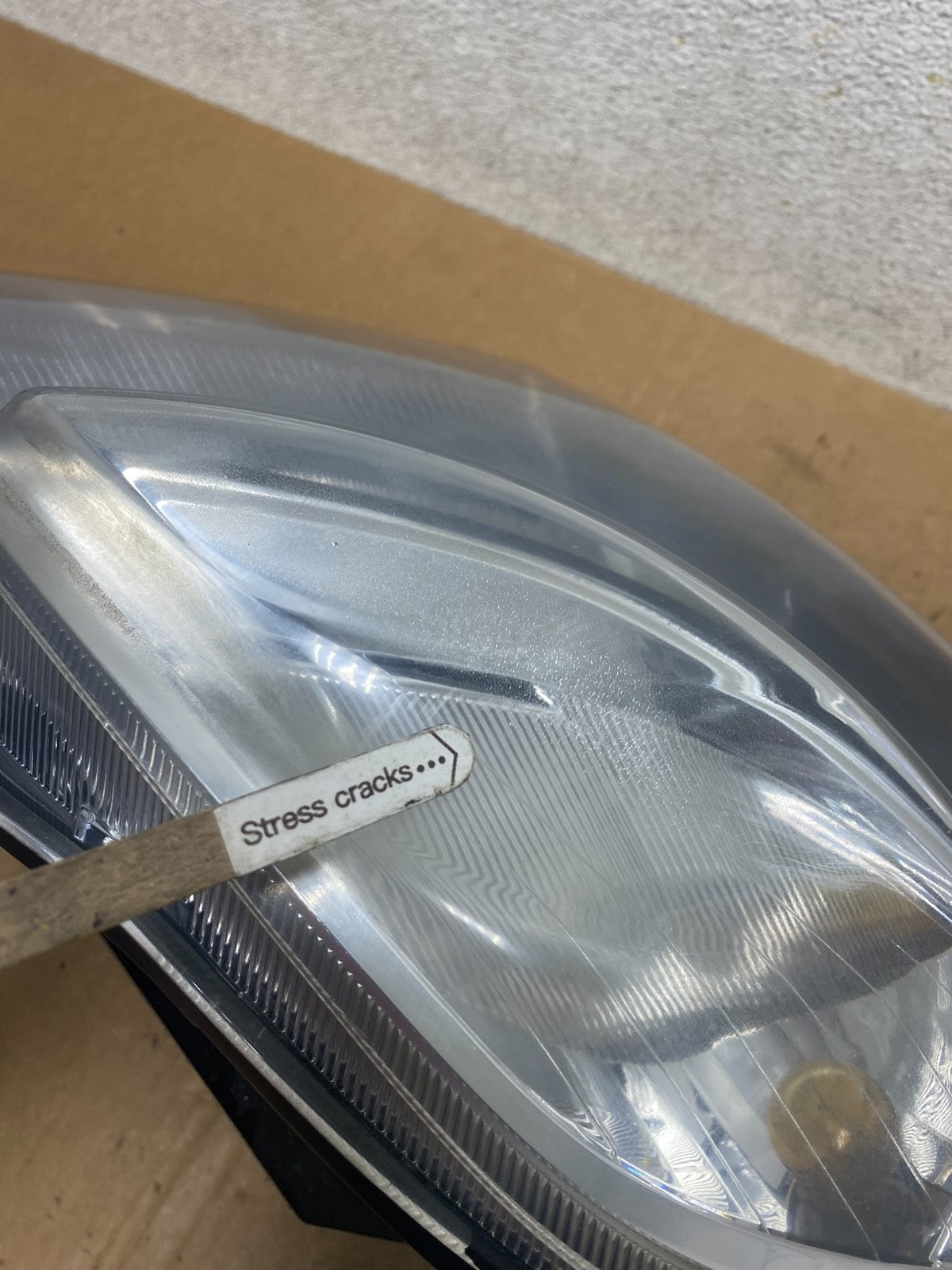 2010 2011 2012 Nissan Sentra Halogen Right Passenger Black Headlight Q7985 DW3