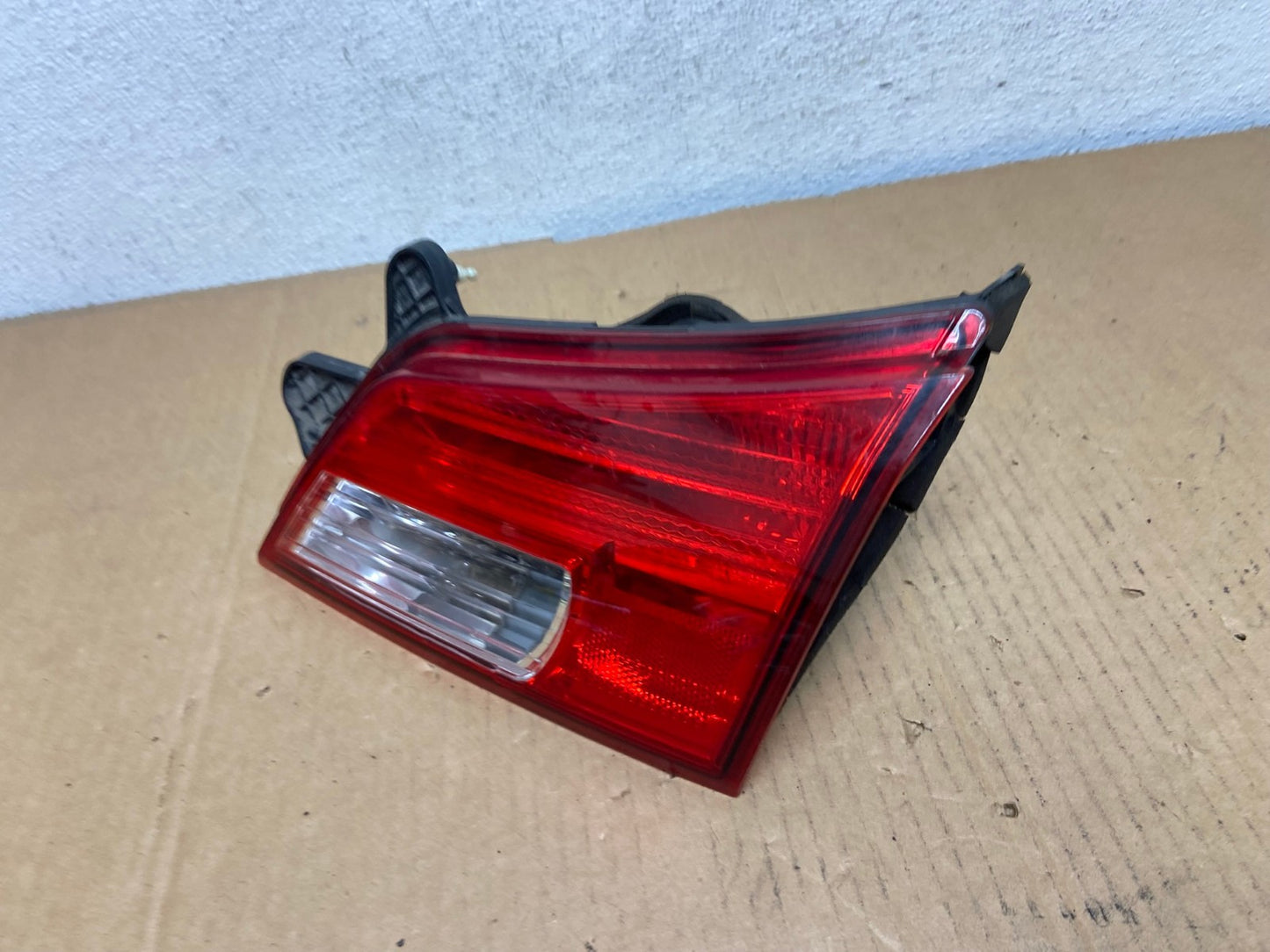 2010 - 2014 Subaru Outback Right Passenger RH Inner Tail Light AD0842 LK1