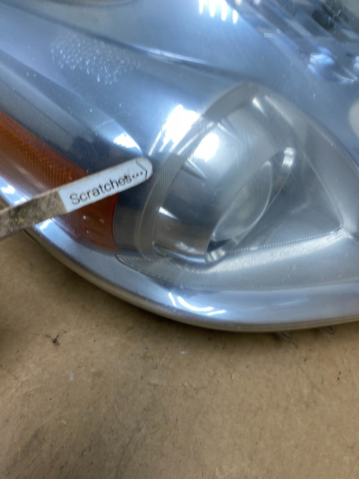2010 - 2011 Toyota Prius Right Passenger Rh Blue Halogen Headlight AE3054 DW3