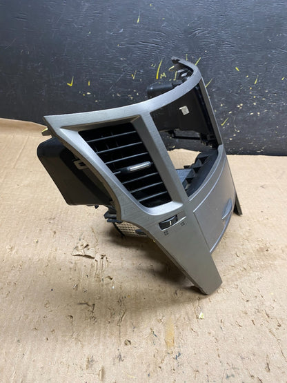 2010 - 2014 Subaru Outback Radio Console Dashboard Center Panel Trim z1965 DG2