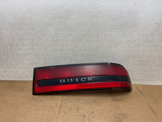 1993 1994 Buick Regal 4 Door Sedan Left Driver Side Tail Light AA63590