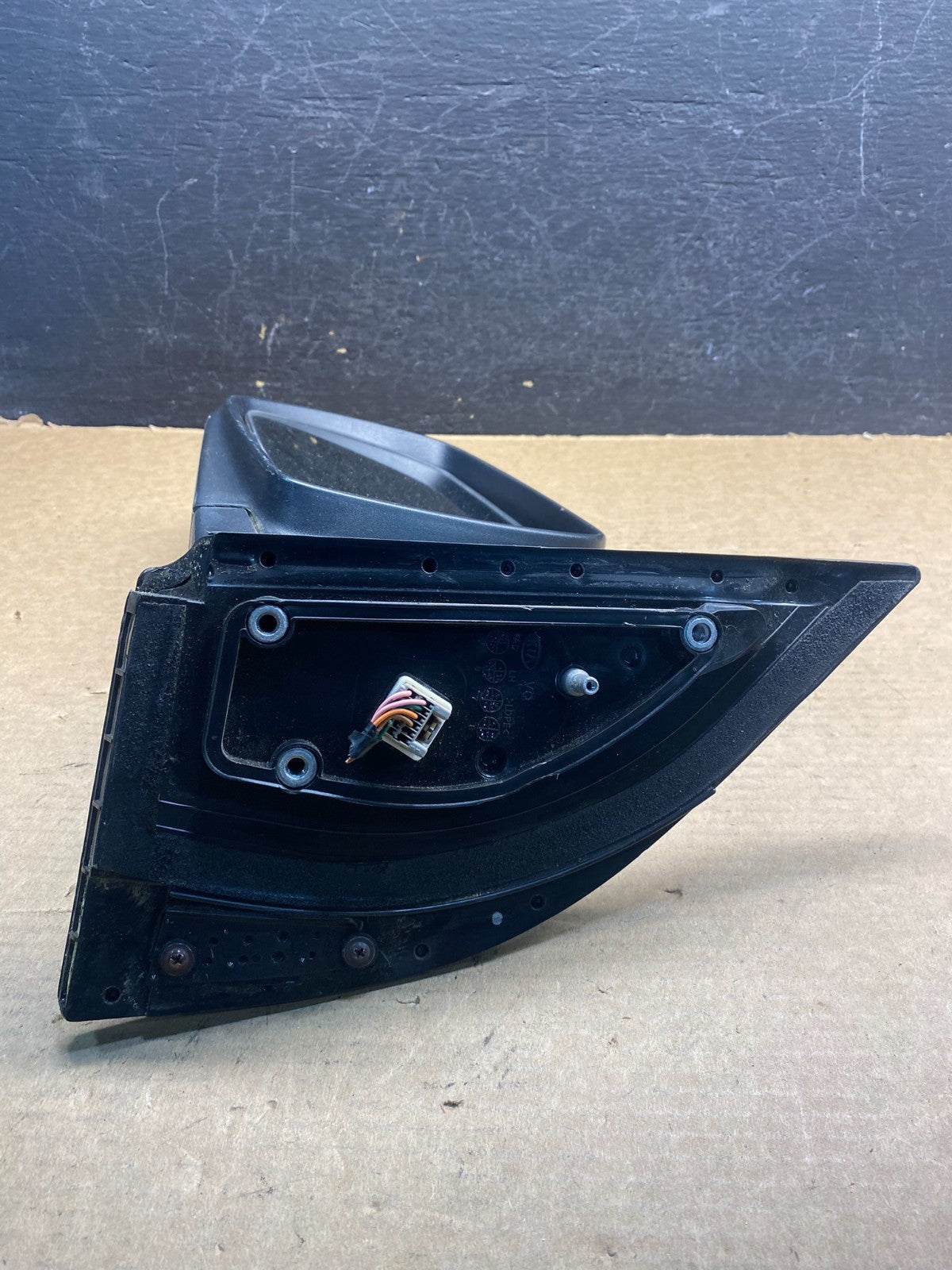 2011 to 2014 Kia Sedona Left Driver Lh Side Door Mirror AD9923 DW4