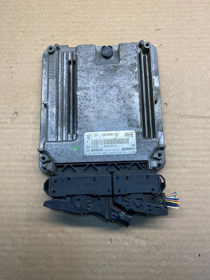 2010 2011 GMC Acadia Traverse Engine Control Module ECM ECU 12635019 ae0066 DG0