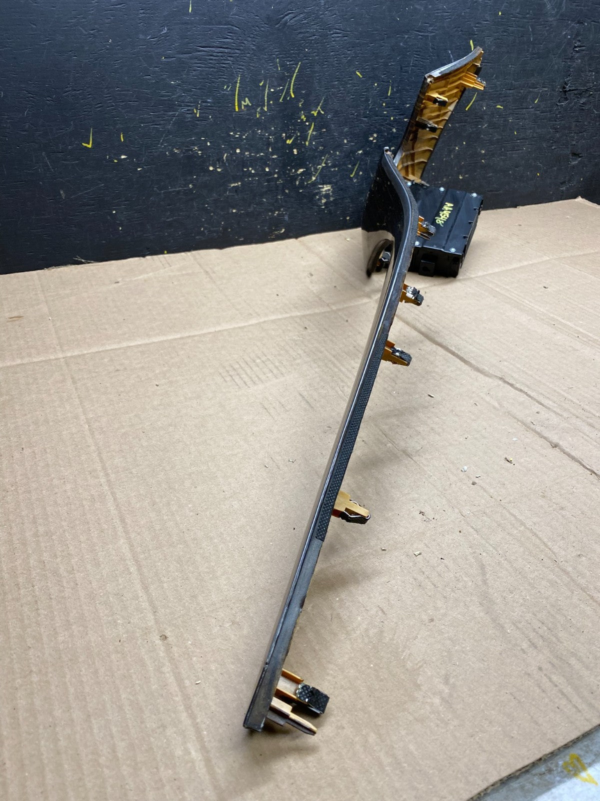 2007 to 2012 Hyundai Santa Fe Center Dashboard Wood Panel Molding OEM AA4548 DG4