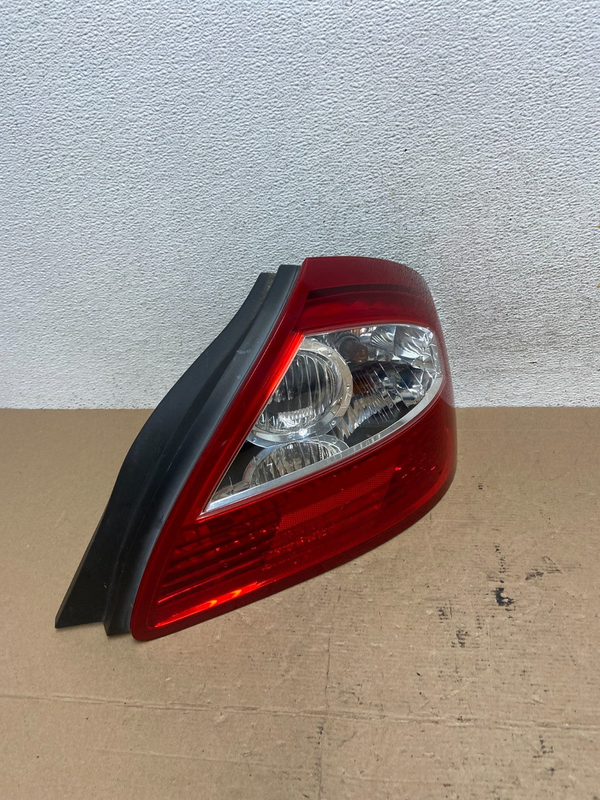 2002 2003 2004 Infiniti Q45 Right Passenger RH Side Tail Light AF4536 DG2