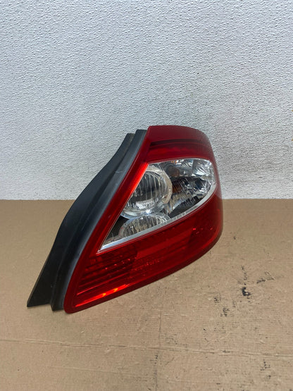2002 2003 2004 Infiniti Q45 Right Passenger RH Side Tail Light AF4536 DG2