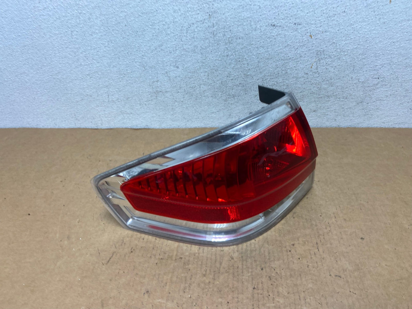 2008 2009 2010 2011 Ford Focus Sedan Left Driver Lh Side Tail Light AD4712 LK2