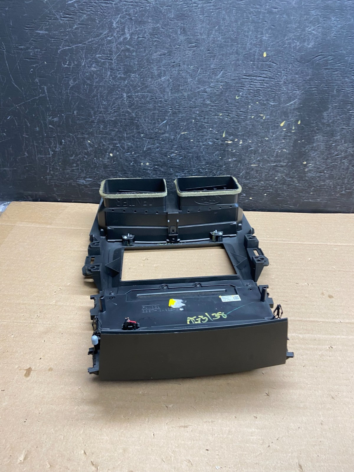 2011 to 2014 Ford Explorer Radio Climate Control Trim Bezel Panel ag5138 DG5