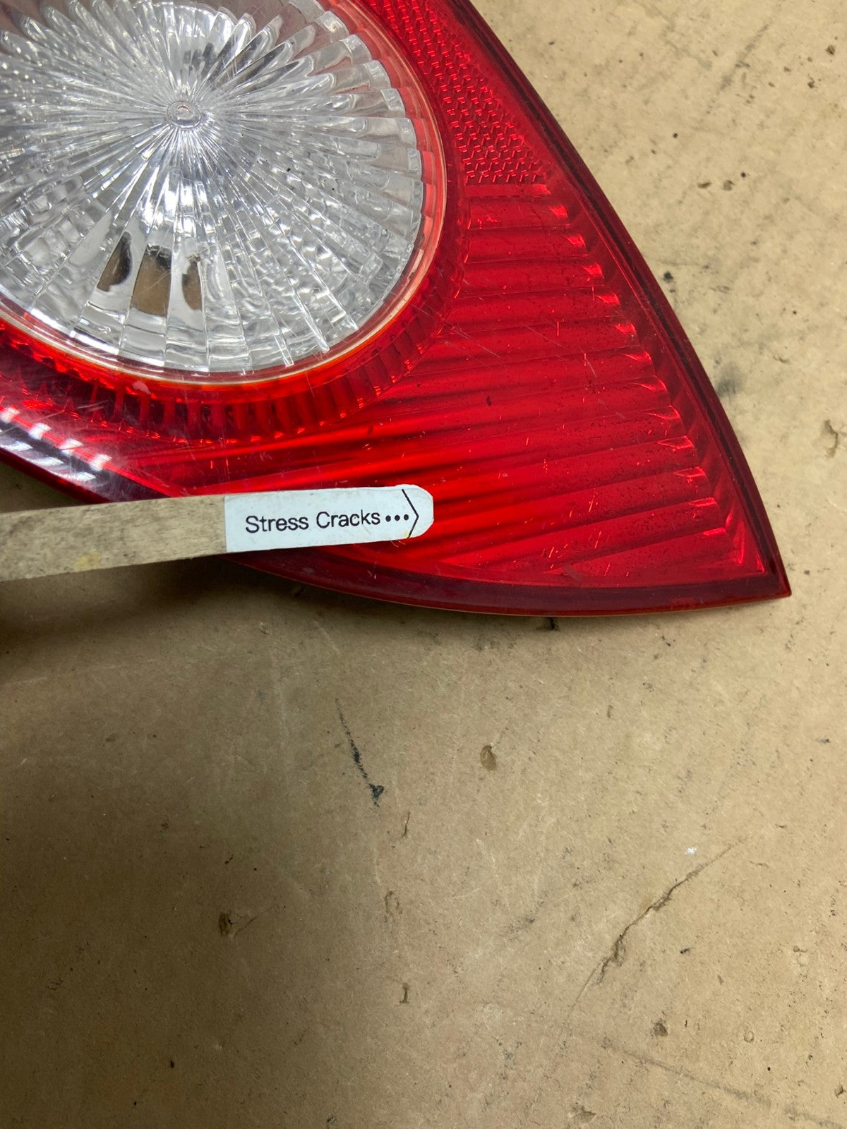 2003 - 2008 Toyota Corolla Inner Left Driver Lh Side Tail Light AD2729 LK4