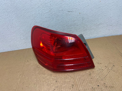 2008 to 2015 Nissan Rogue Left Driver Lh Side Tail Light AD1156 LK0