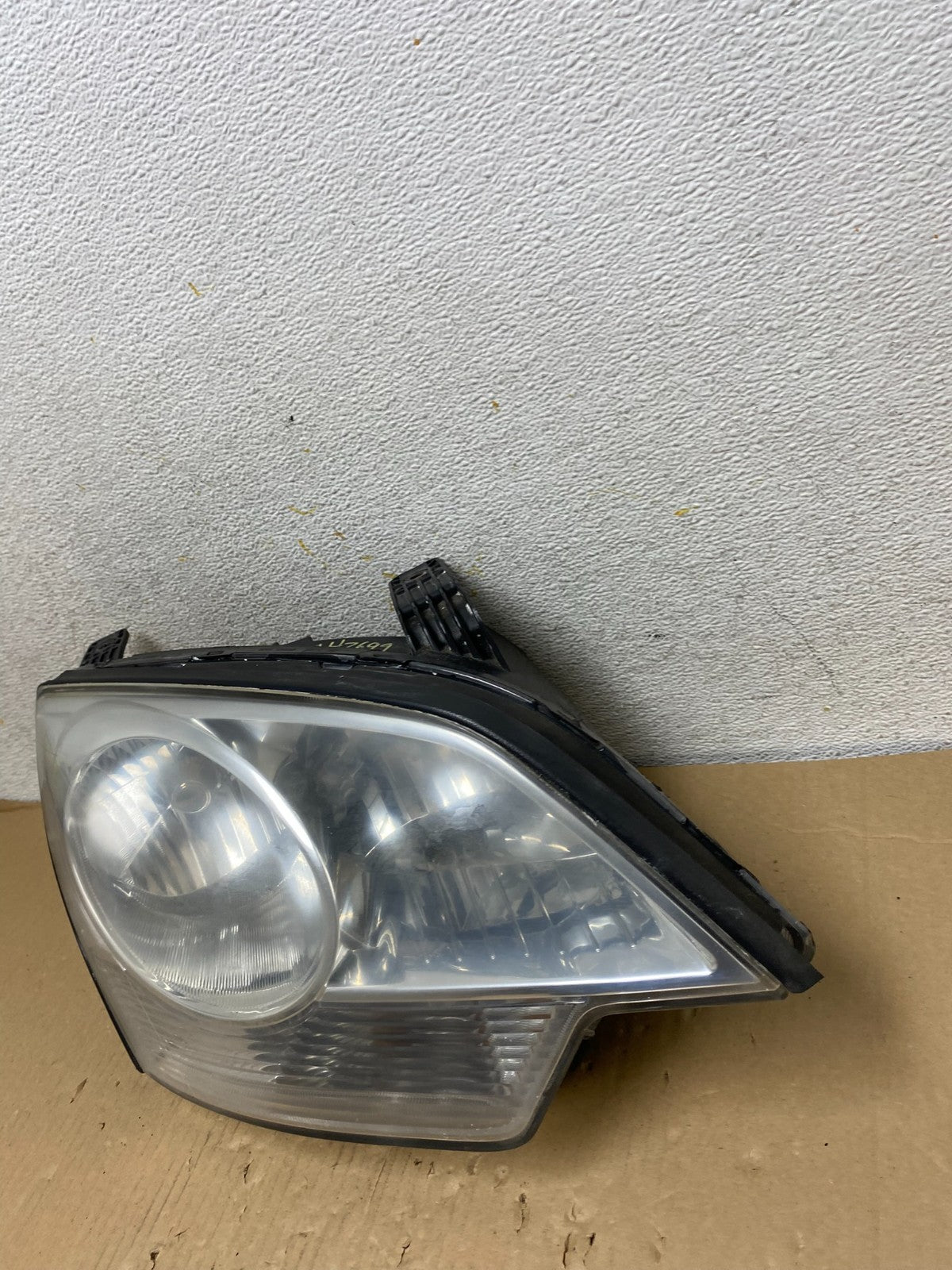 2008 2009 2010 Saturn Vue Right Passenger Halogen Headlights AH2699 DW2