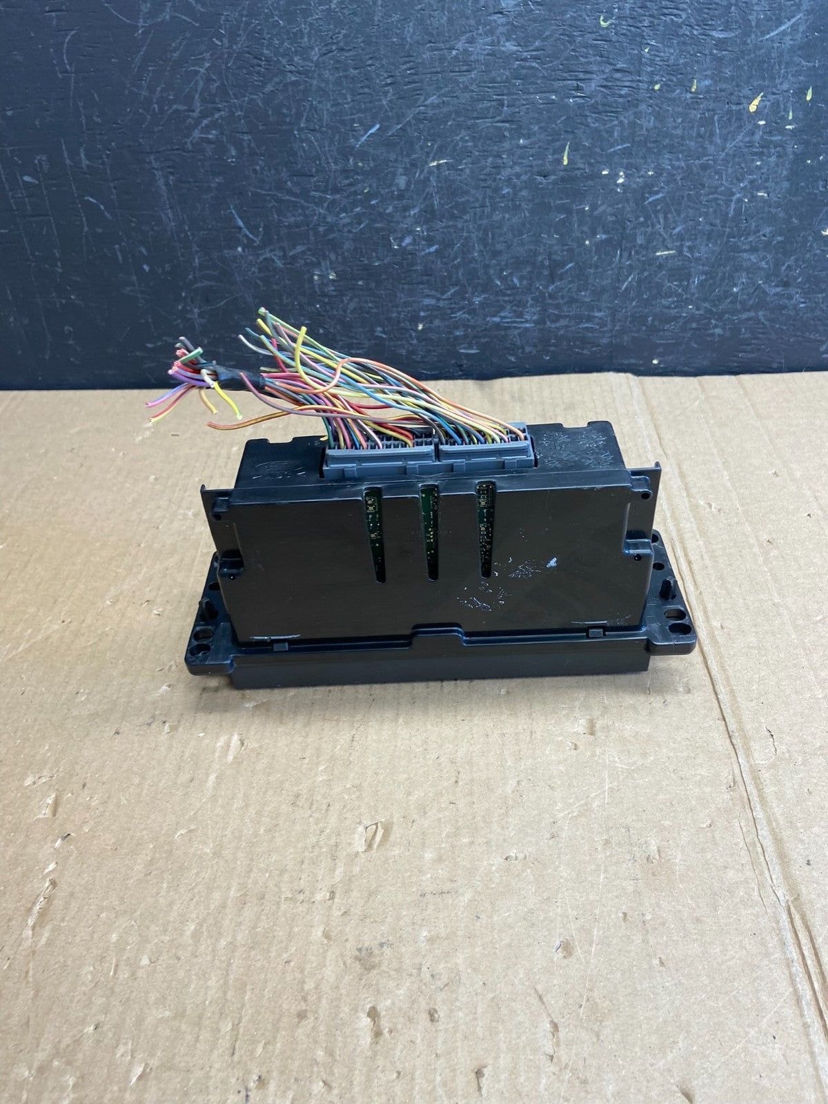 2003 to 2006 Lincoln Town Car Climate Control Panel ae4244 DG3