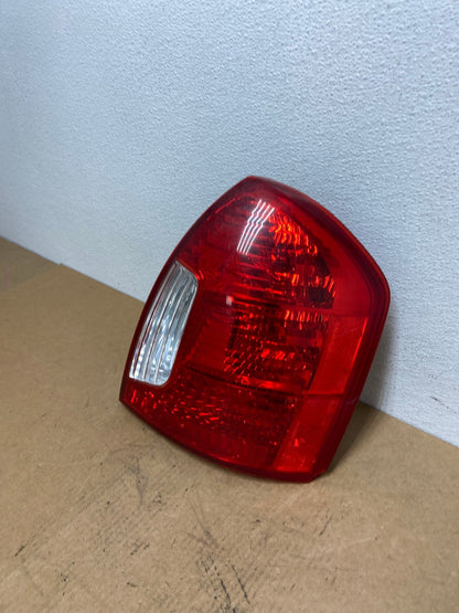 2006-2011 Hyundai Accent Sedan Right Passenger Side Rh Tail Light OEM AC2946 LK1