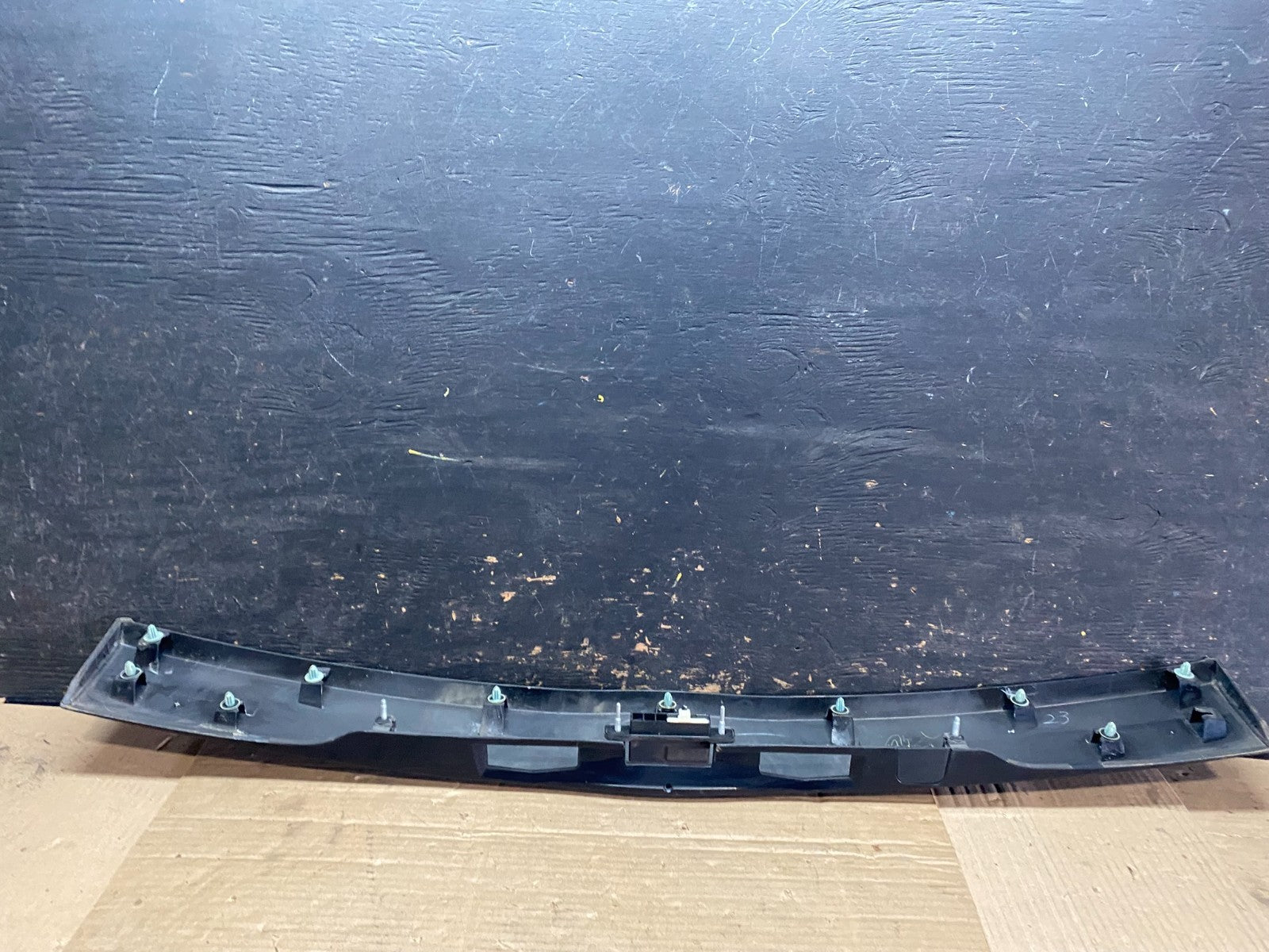 2010 to 2015 Toyota Prius Trunk Rear Tailgate Molding Panel 76801-47070 v3333 DG6