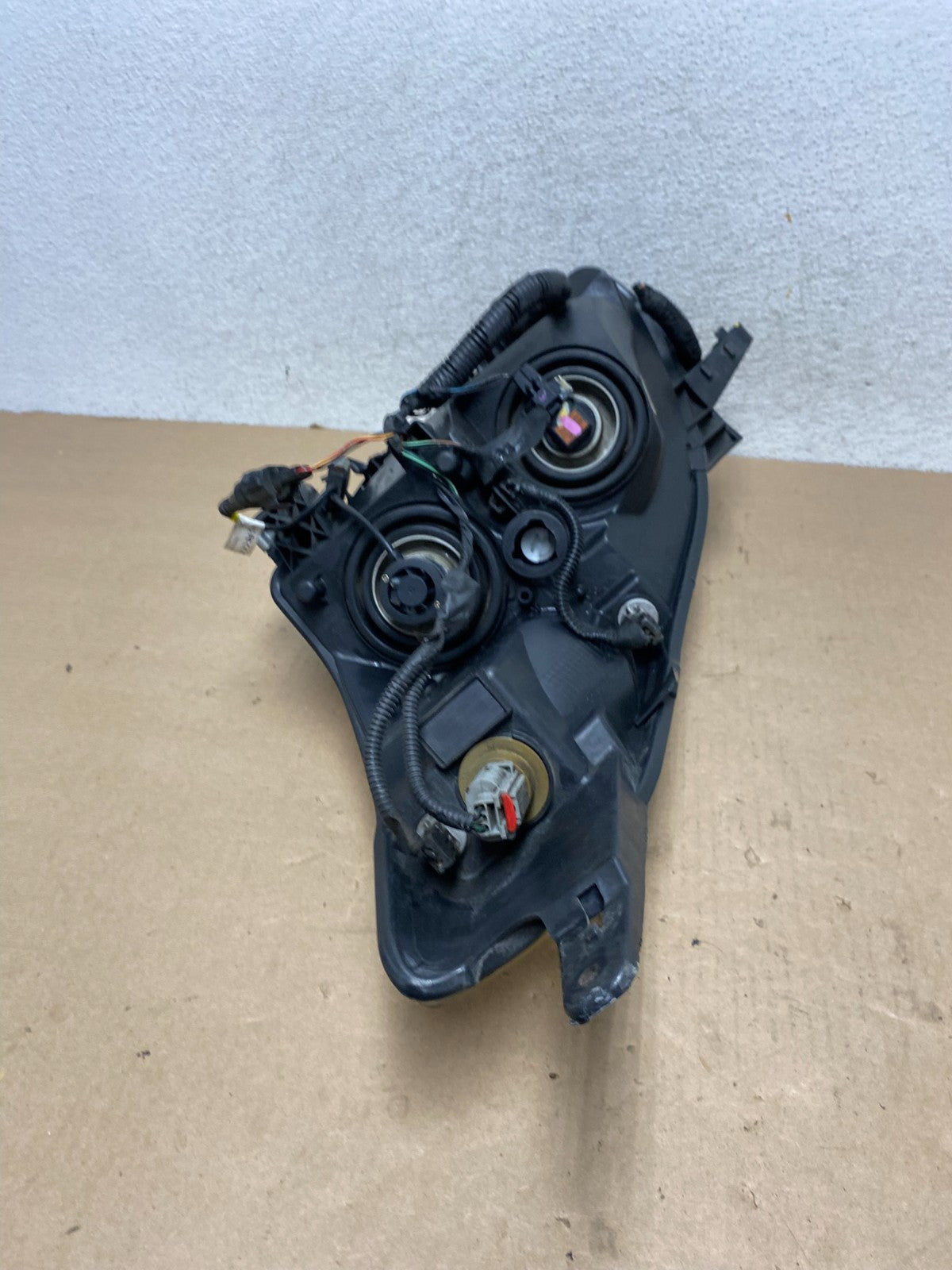 Sedan 2010 2011 2012 Nissan Altima Headlight Right Passenger Rh AG4615 DW7