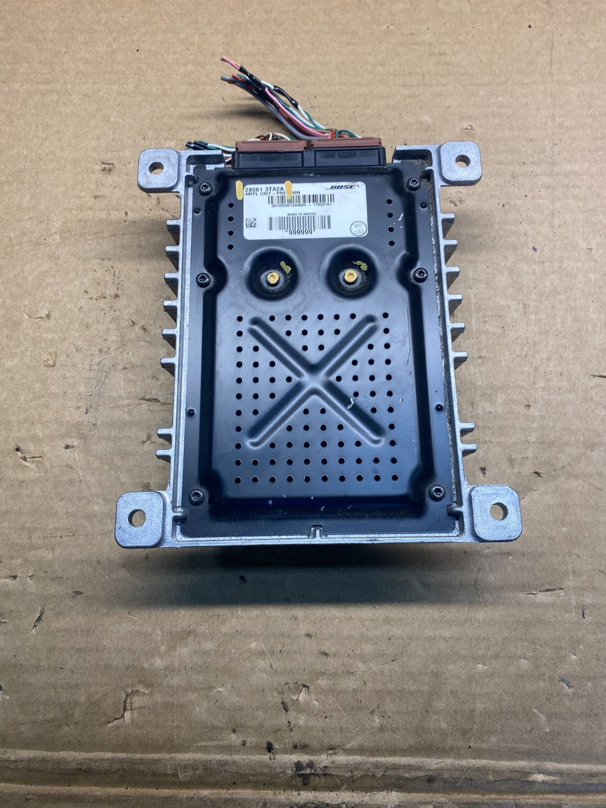 2013 2018 Nissan Altima Radio Stereo Audio Amplifier Amp Sound ac8100 DG1