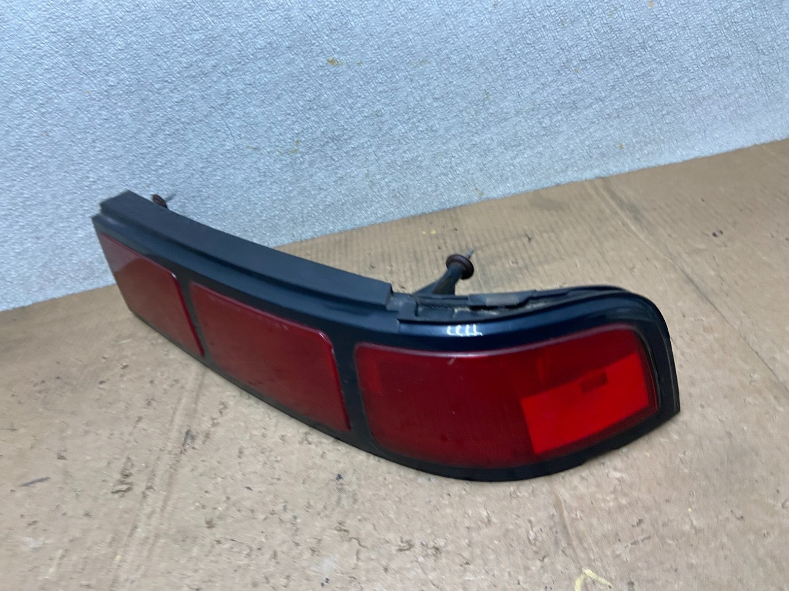 1990 to 1994 Chevrolet Lumina Right Passenger Side Tail Light AA7162 DW1