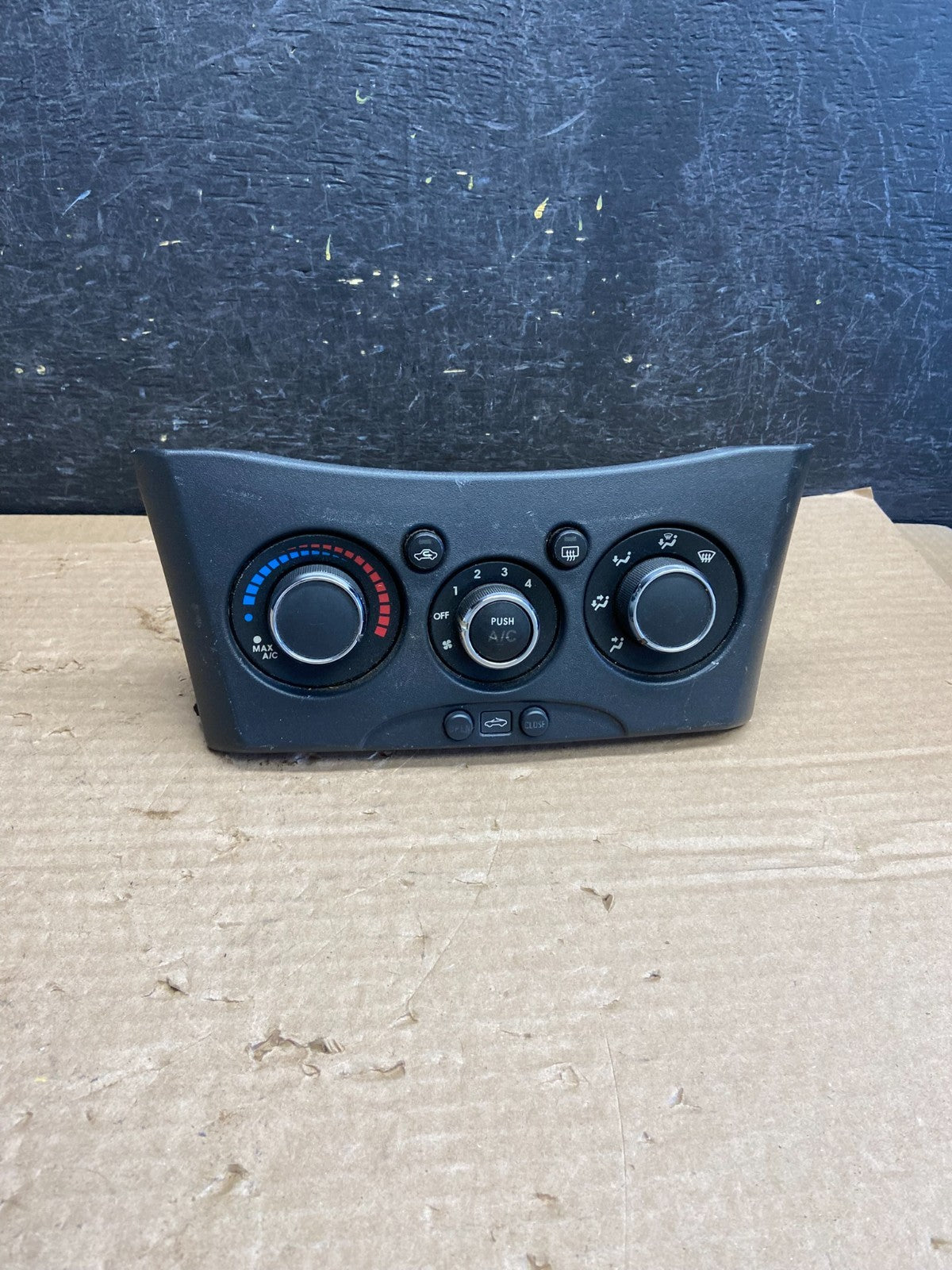 2006 to 2012 Mitsubishi Eclipse Heater AC Temp Climate Switch Panel af2691 DG0