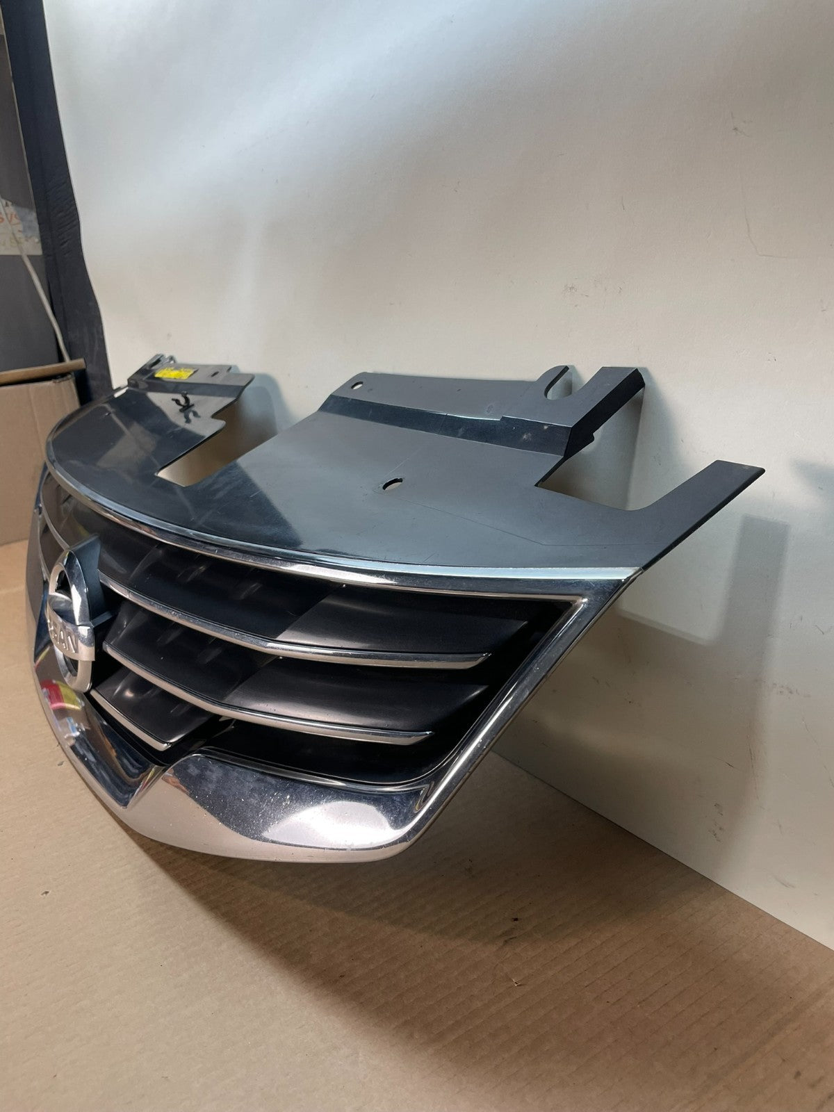 Sedan 2010 2011 2012 Nissan Altima Front Upper Grill Grille AJ1029 DG1