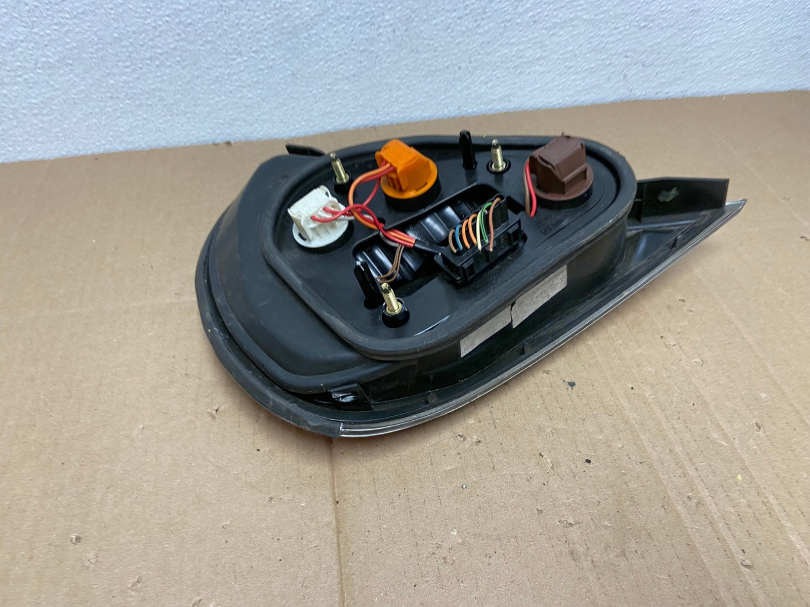 2008 to 2009 Jaguar XJ8 Right Passenger RH Side Tail Light OEM AB8088 LK4