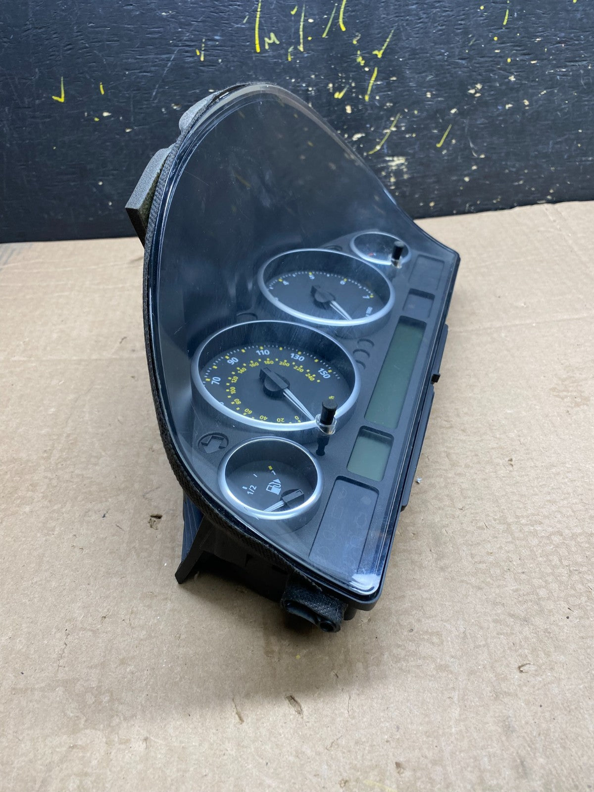 2006 to 2009 Land Range Rover Speedometer Cluster Gauge Oem y9983  DG1