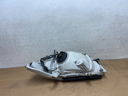 2008-2010 Toyota Highlander Hybrid Right Passenger Blue Headlight Y5636 DG4