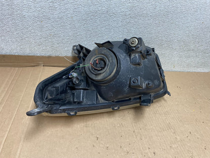 2001 - 2003 Toyota Rav4 Right Passenger RH Side Headlight Halogen Oem U7176 DW6