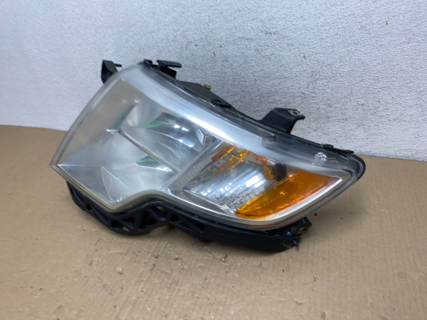 2007 2008 2009 2010 Ford Edge Headlight Left Driver Halogen AE9695 DW1