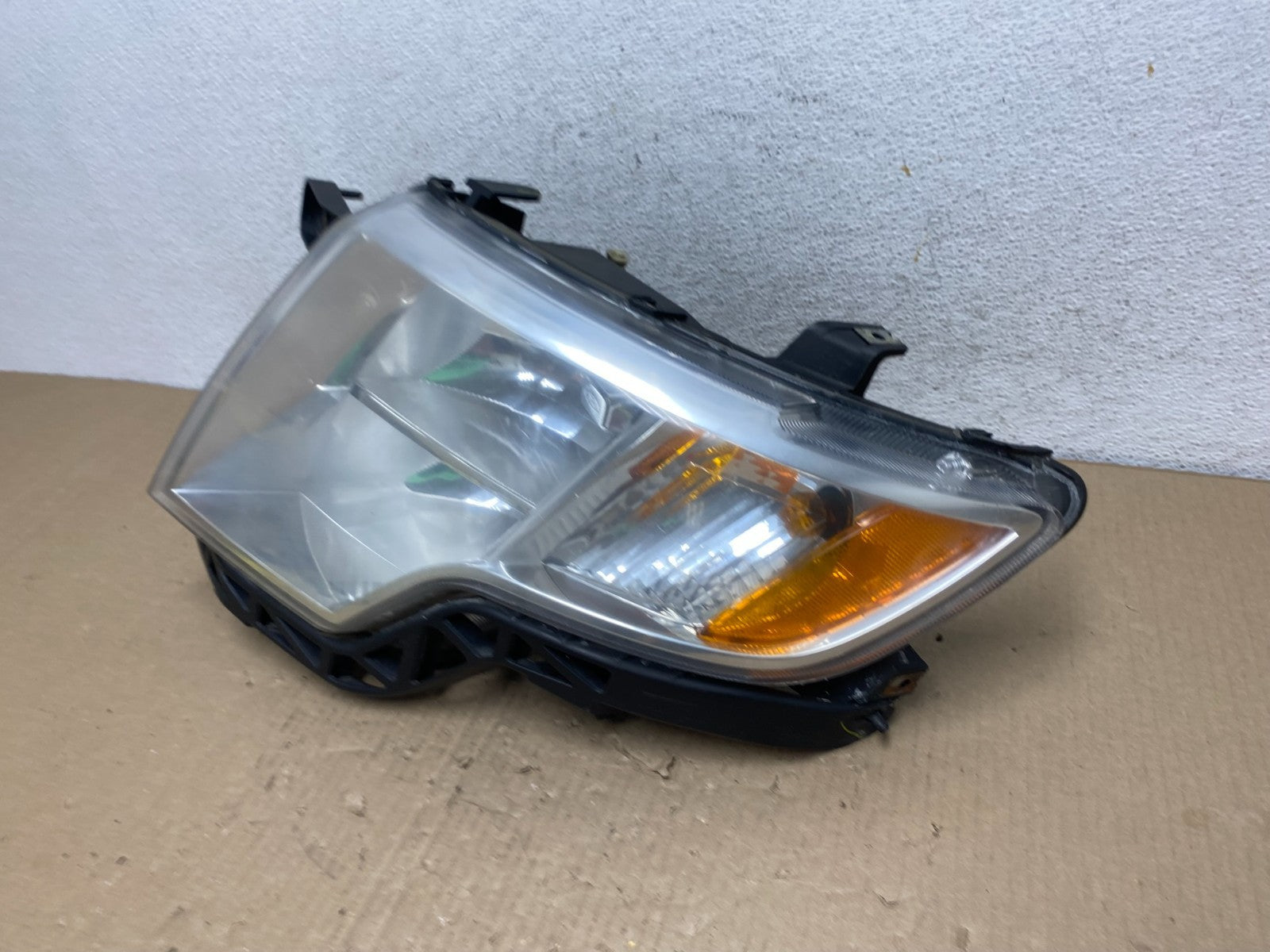 2007 2008 2009 2010 Ford Edge Headlight Left Driver Halogen AE9695 DW1