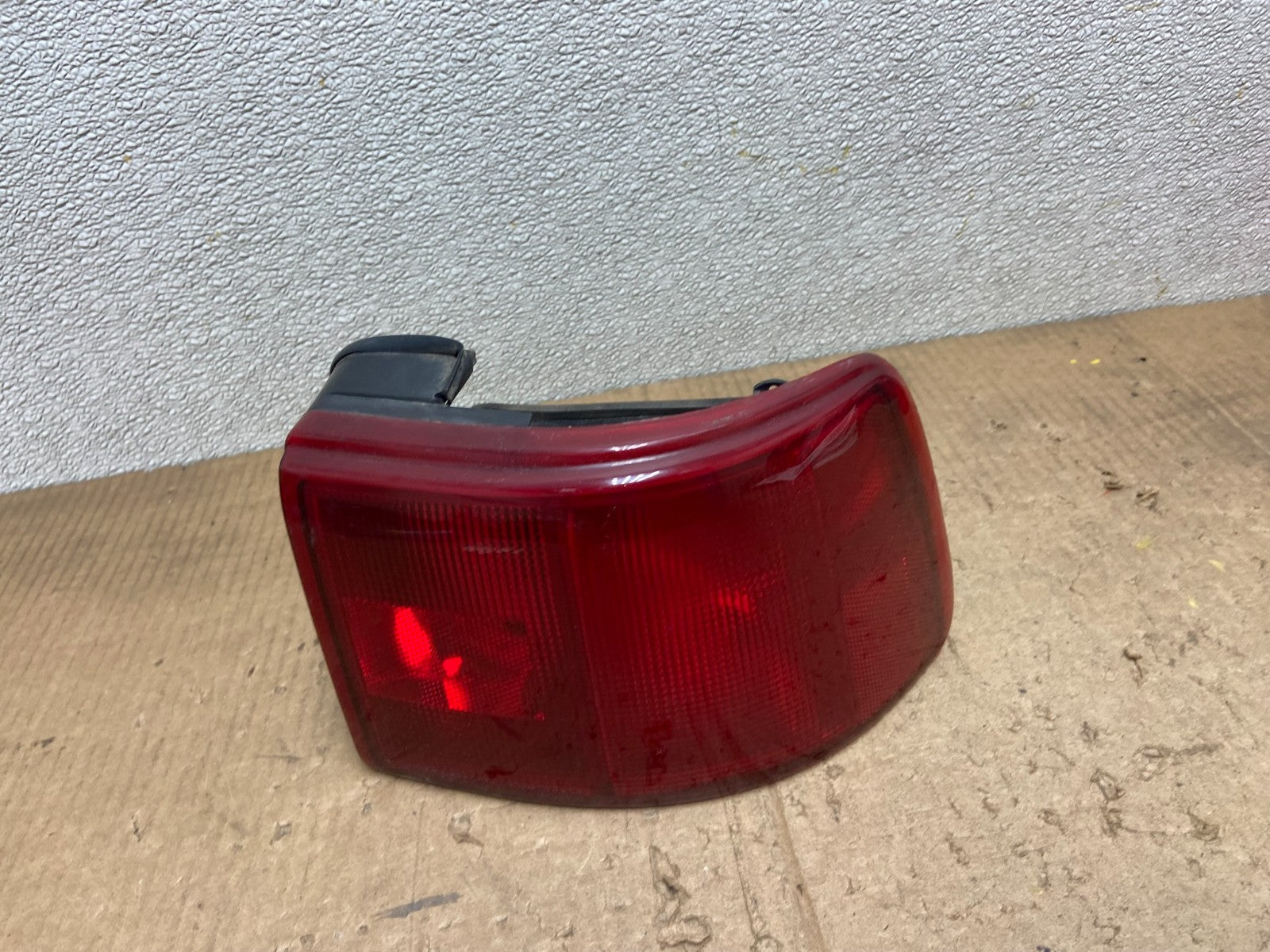 1990 to 1995 Hyundai S-Coupe Right Passenger Side Tail Light AA71490