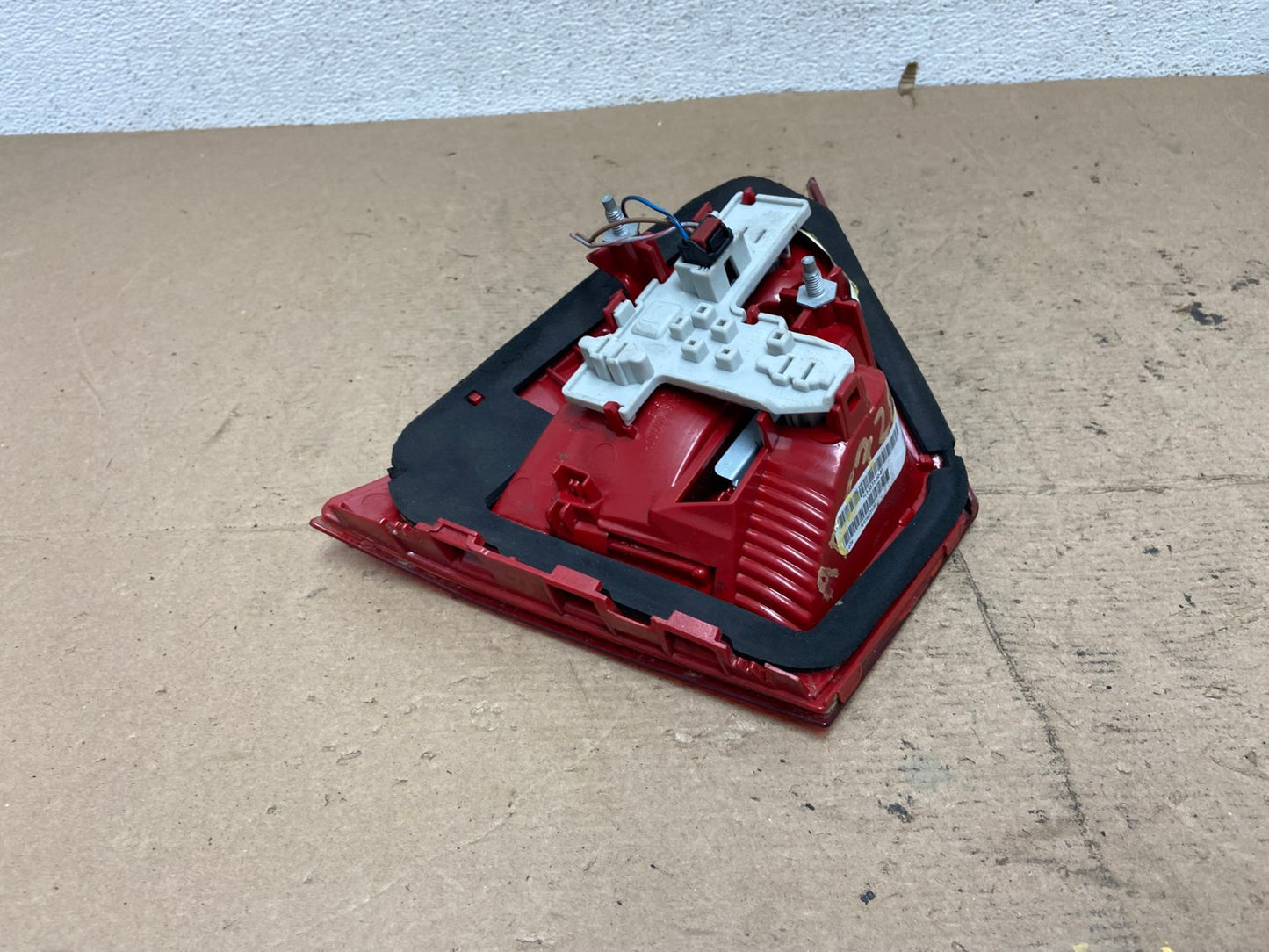 2012 to 2015 Volkswagen Passat Right Passenger Tail light inner DEPO AF5728 LK4