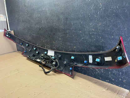 2016 to 2020 Kia Sorento Rear Trunk Lift gate Cover Panel W/Camera Oem AA8889 DG9