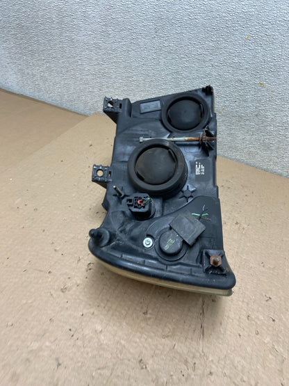 2003 - 2006 Ford Expedition Left Driver LH Side Headlight Halogen Oem AB2513 DW8