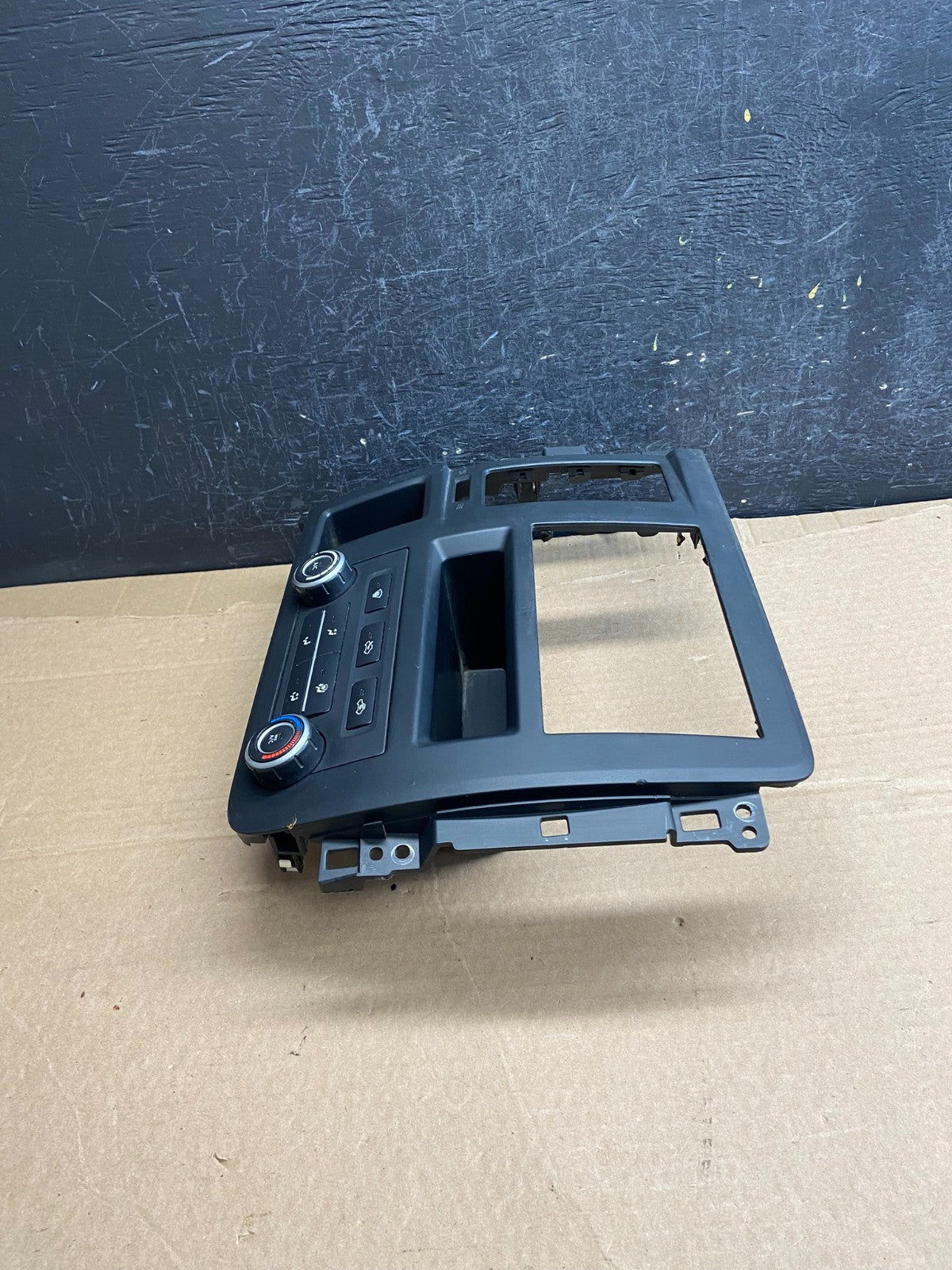 2012-2021 Nissan NV2500 NV3500 Radio Bezel Center Trim Climate Control AF2437 DG2