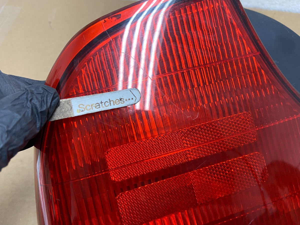 2004 to 2006 Suzuki Verona Left Driver Side Tail Light ah4464 DG3