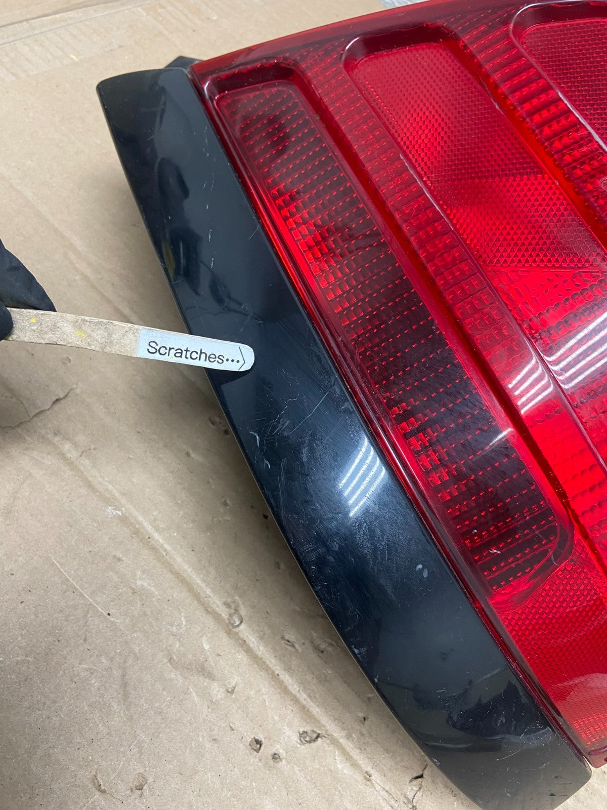 2003-2011 Ford Crown Victoria Right Passenger Rh Side Tail Light Oem AA9312 LK3