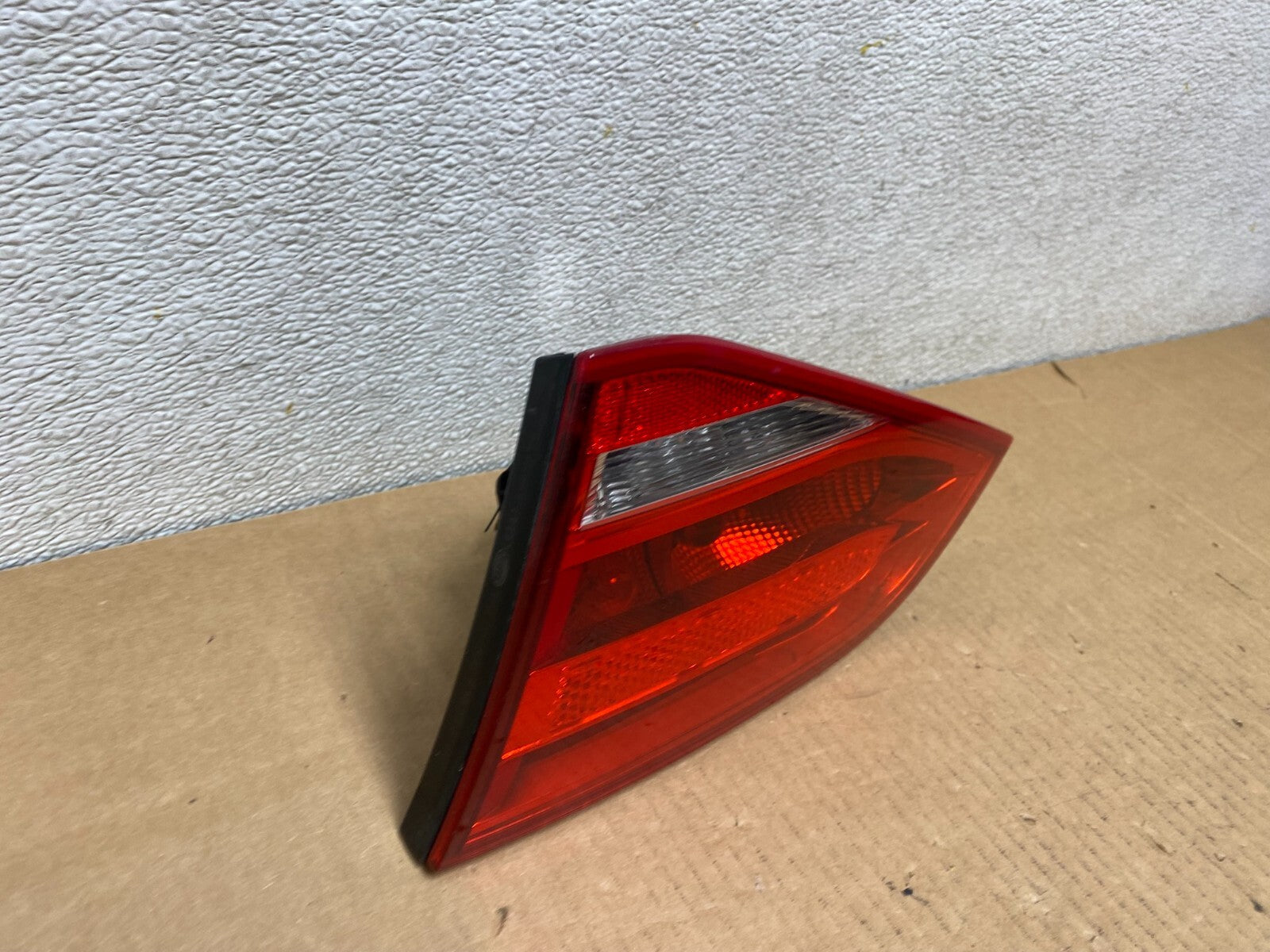 2009 2010 2011 2012 Audi A4 Sedan Right Passenger Inner Tail Light Oem G9059 KC2
