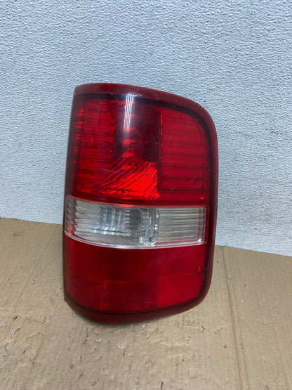 2004 to 2008 Ford F150 F-150 Right Passenger RH Side Tail Light AE9064 LK0
