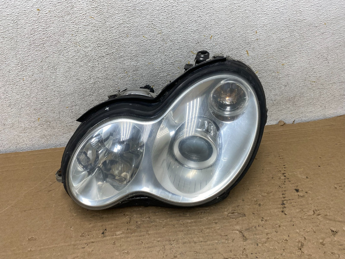 2001 to 2007 Mercedes W203 C Left Driver LH Side Xenon HID Xenon AH9219 DG0