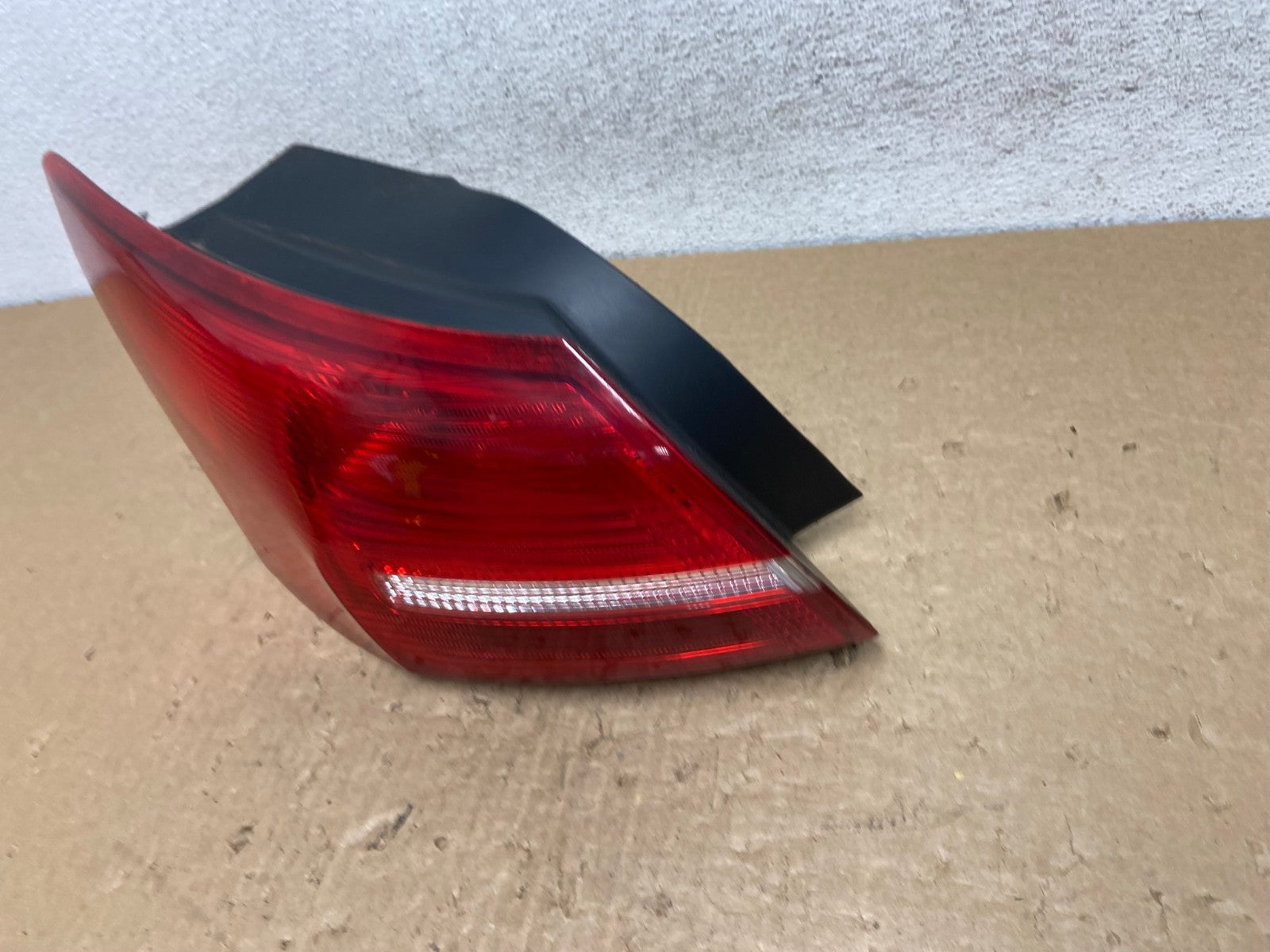 2015 - 2018 Ford Focus Sedan Left Driver LH Tail Light AF8022 LK1
