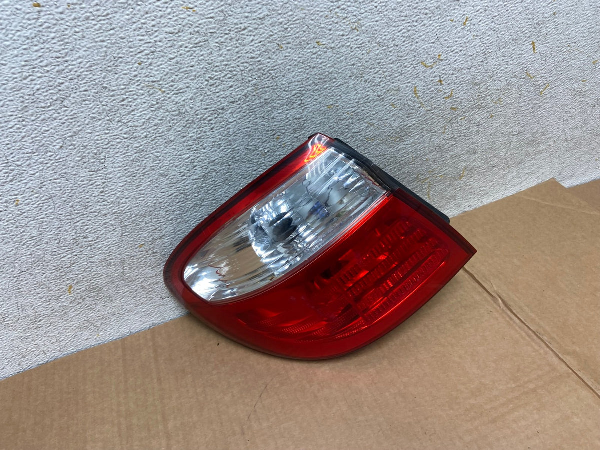 2000 - 2001 Infiniti i30 Left Driver Lh Side Tail Light AI3741 LK2