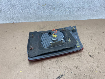 2005 2006 2007 Honda Odyssey Inner Left Driver Lh Tail Light W1150 DW8