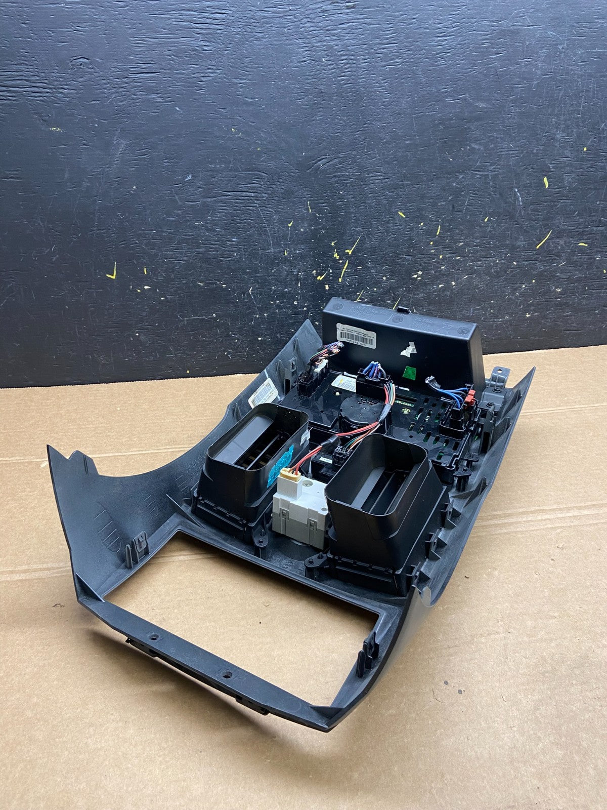 2008-2010 Dodge Grand Caravan  A/C Climate Control Unit Bezel Trim Oem W6418 DG4