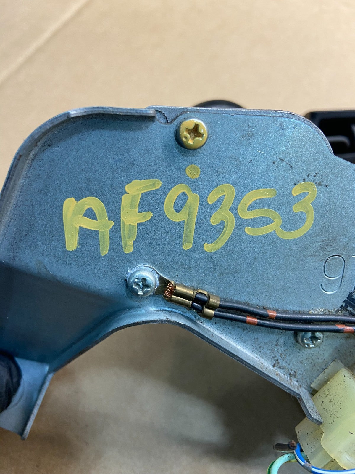 2005 to 2009 Subaru Legacy Outback Rear Windshield Wiper Motor AF93536