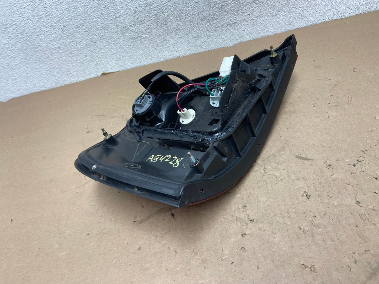 2000 to 2001 Nissan Altima Tail Light Right Passenger Rh Side AG4228 LK5