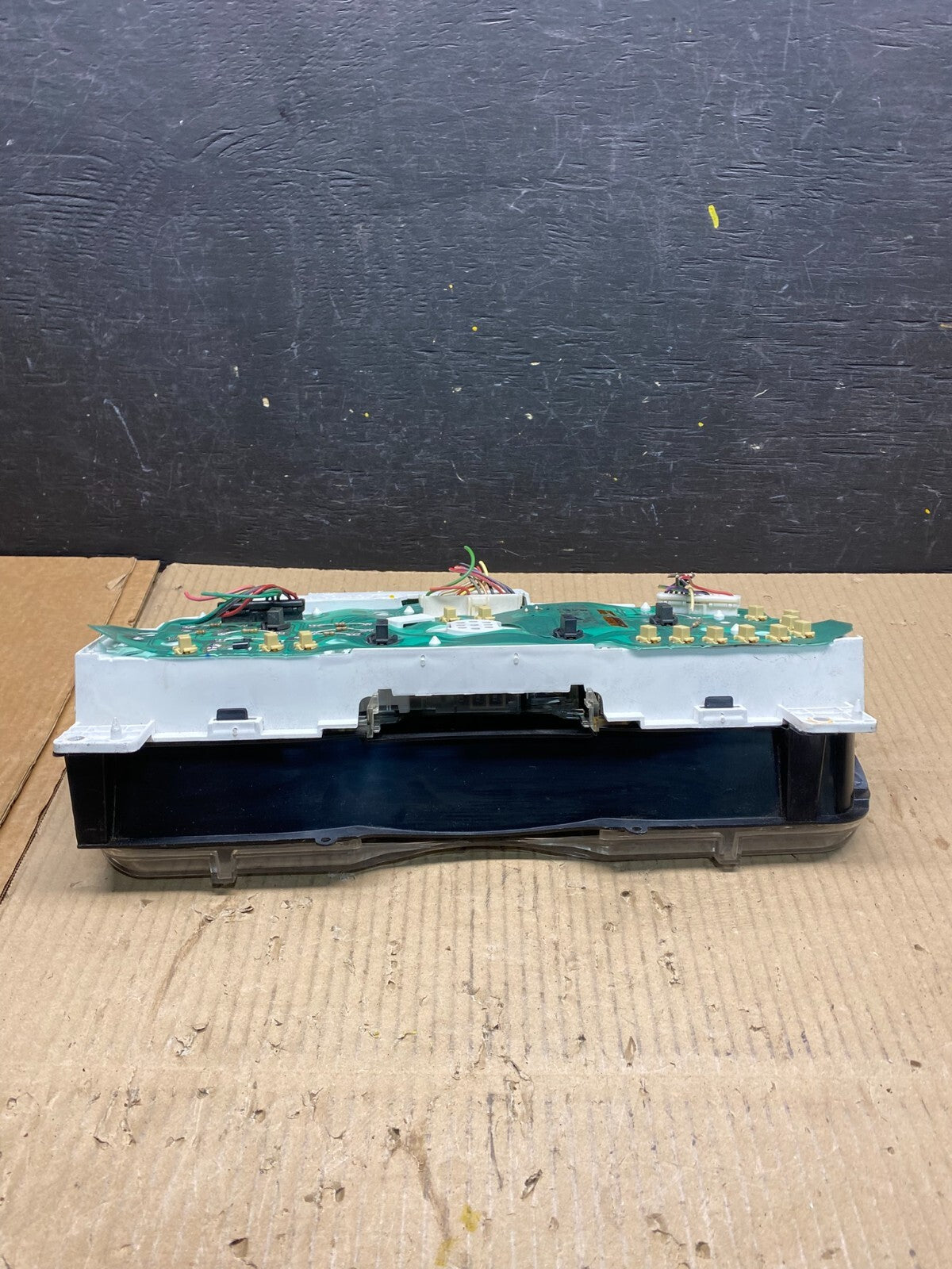 2001 - 2002 Ford Econoline E250 E350 Van Speedometer Instrument Cluster L1596 DG6