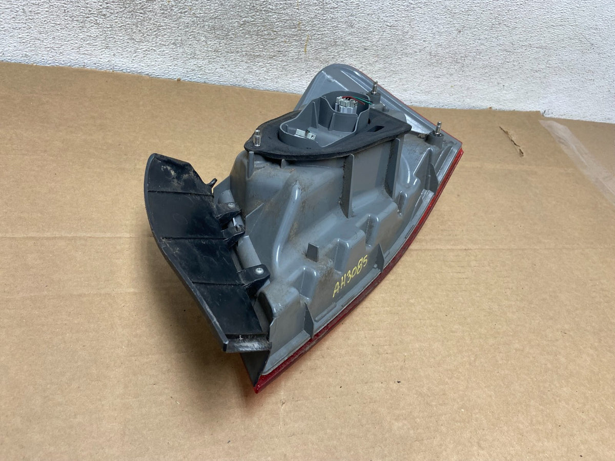 2009 2010 2011 2012 Mitsubishi Galant Left Driver LH Tail Light AH3085 DW7